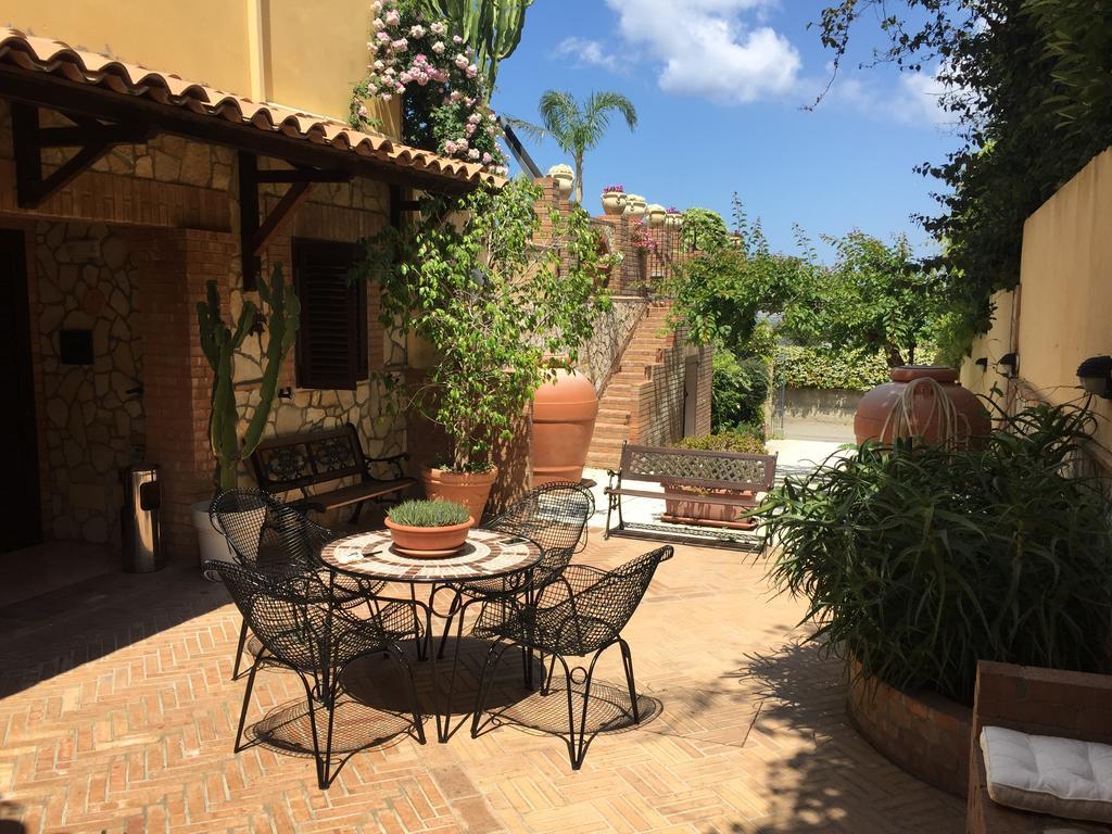 B&B La Collina Felice 帕拉若 外观 照片